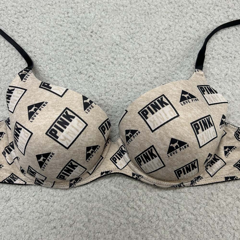 Pink Bra 32D T-Shirt Bra Wear Everywhere Lightly Lined Spellout